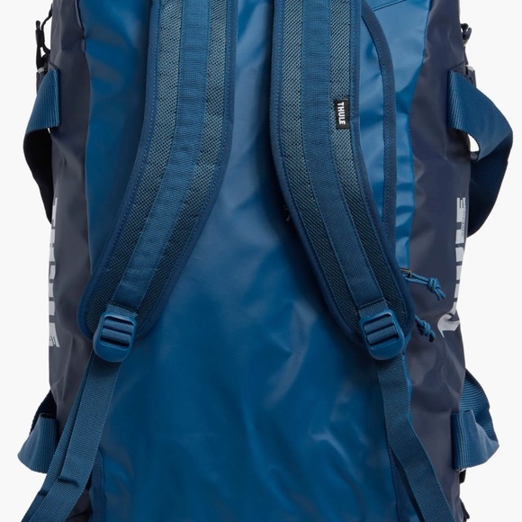 THULE Chasm 70-Liter Convertible Duffle Bag - Picture 2 of 5